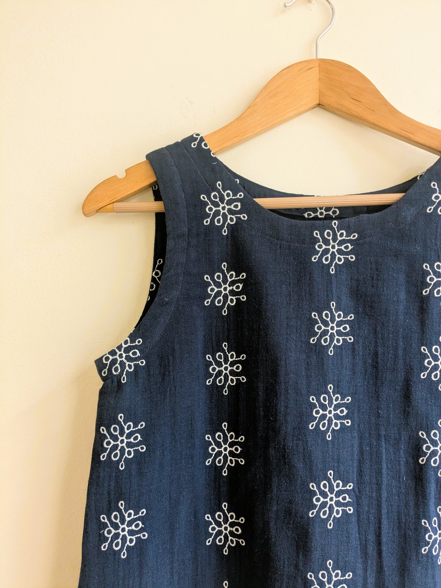 Women's sleeveless cotton top in navy blue - closeup image