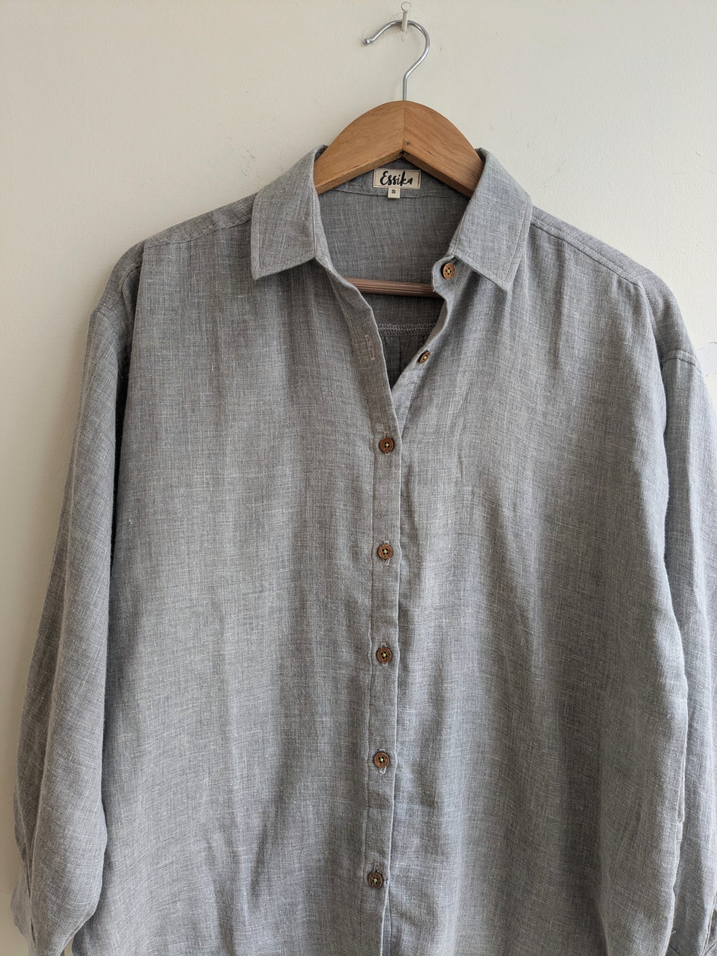 Women's cotton oversized shirt, full sleeves in grey - close image