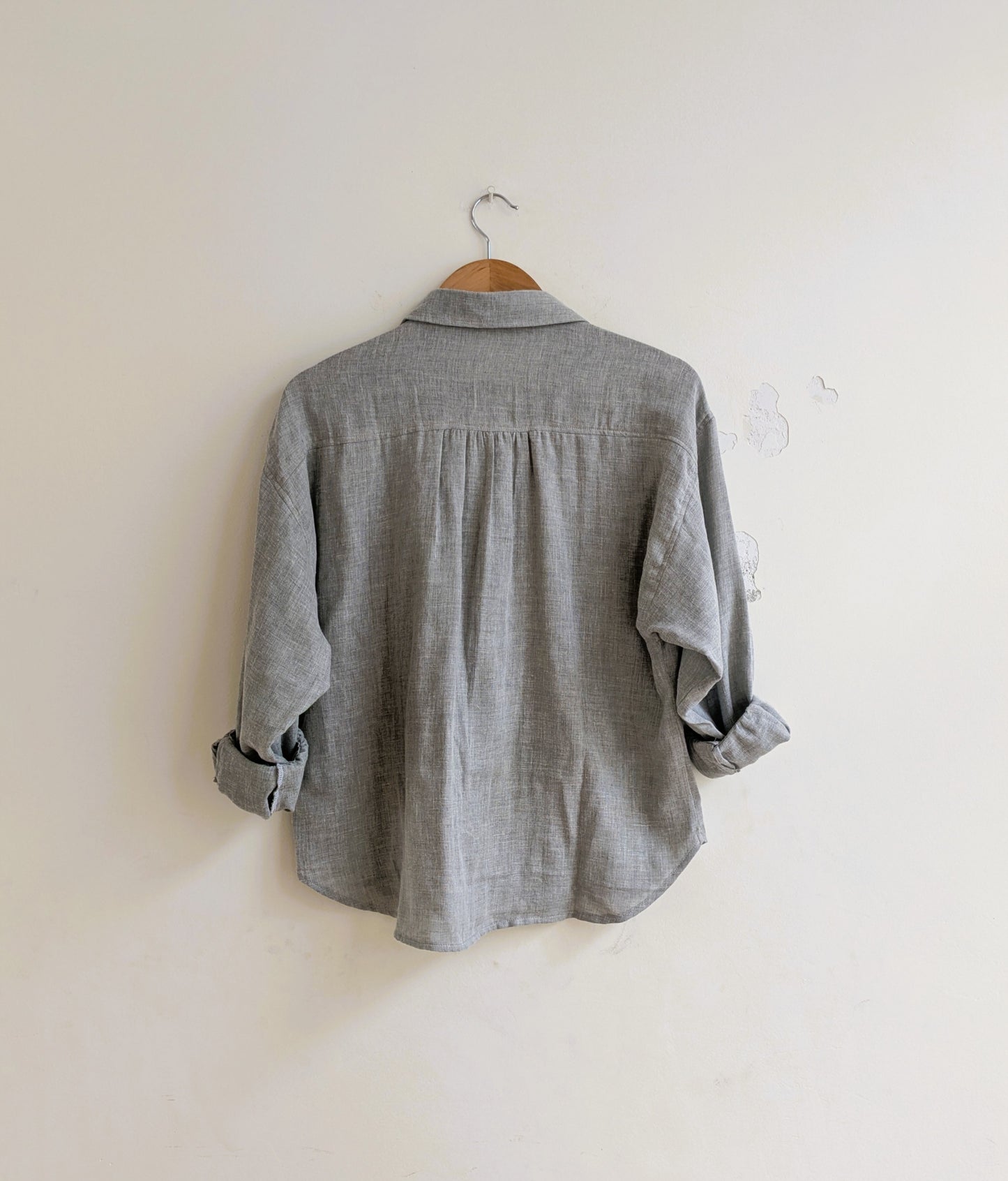 Women's cotton oversized shirt, full sleeves in grey - back image