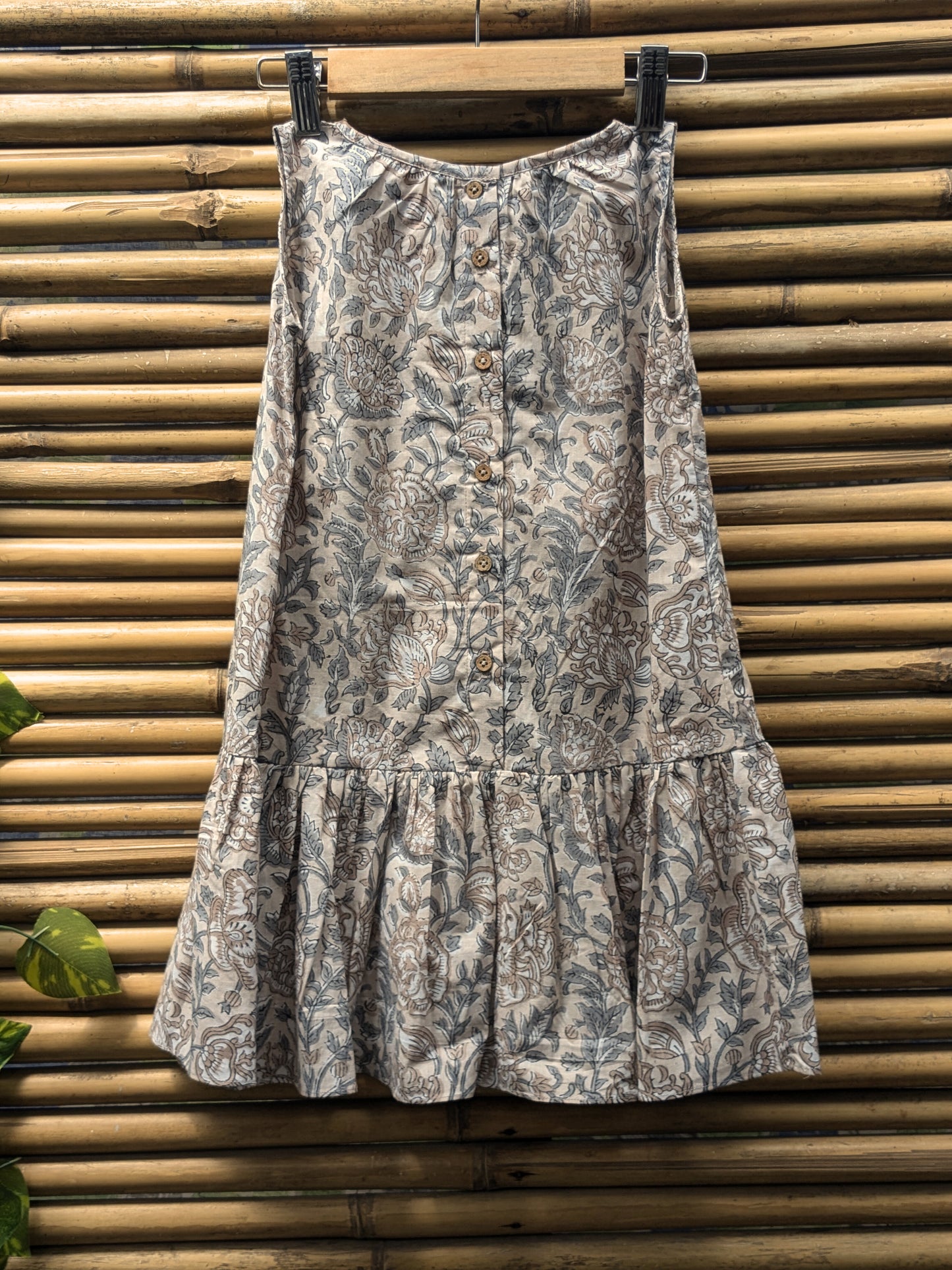 Girls sleeveless dress in brown and grey - back image