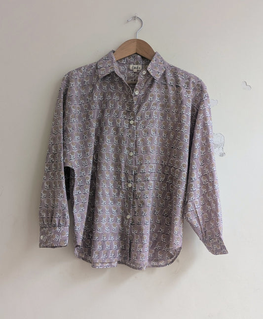 Women's oversized shirt in cotton block print with full sleeves in rose colour - Full image