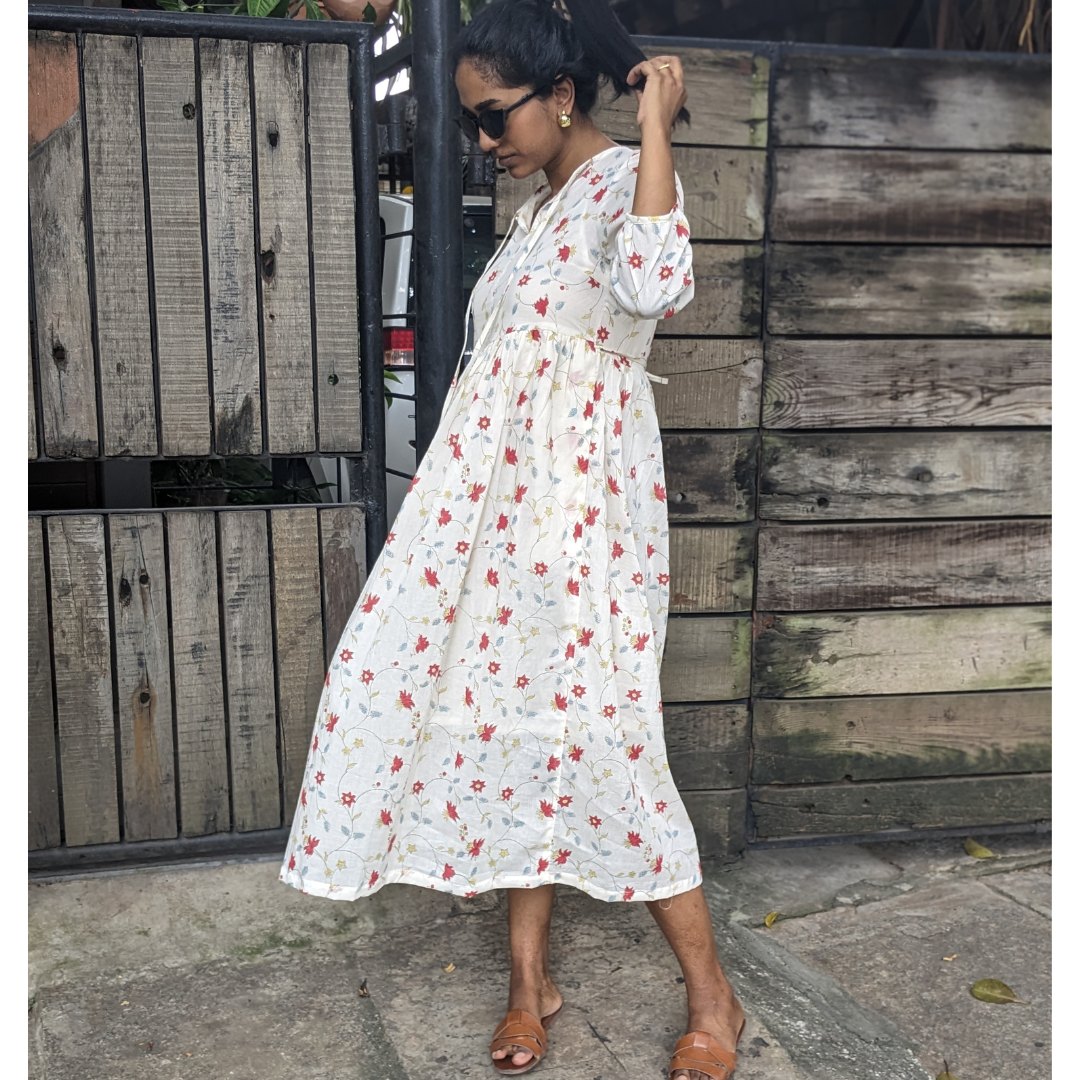 Long gathered dress - Poppy Red - Side Image