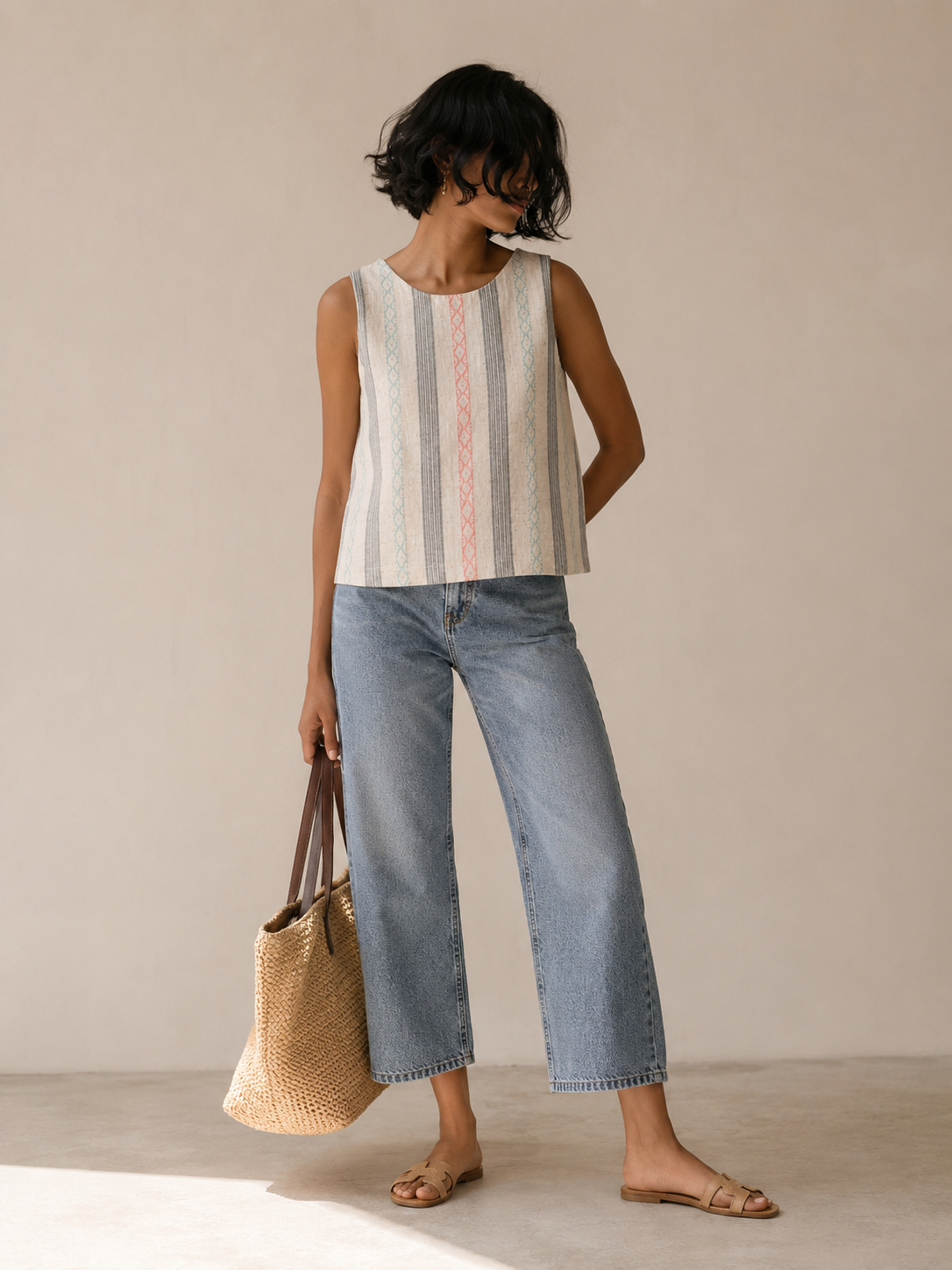 Women's sleeveless top in multicolor, cotton - model image