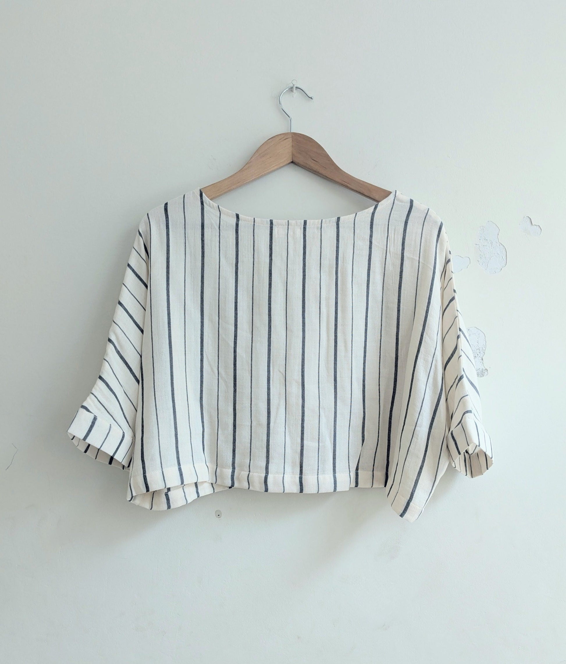 Women's cotton coord set  in black stripes - top back image
