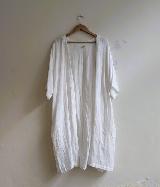 Women's dojo wrap in white cotton - Front Image