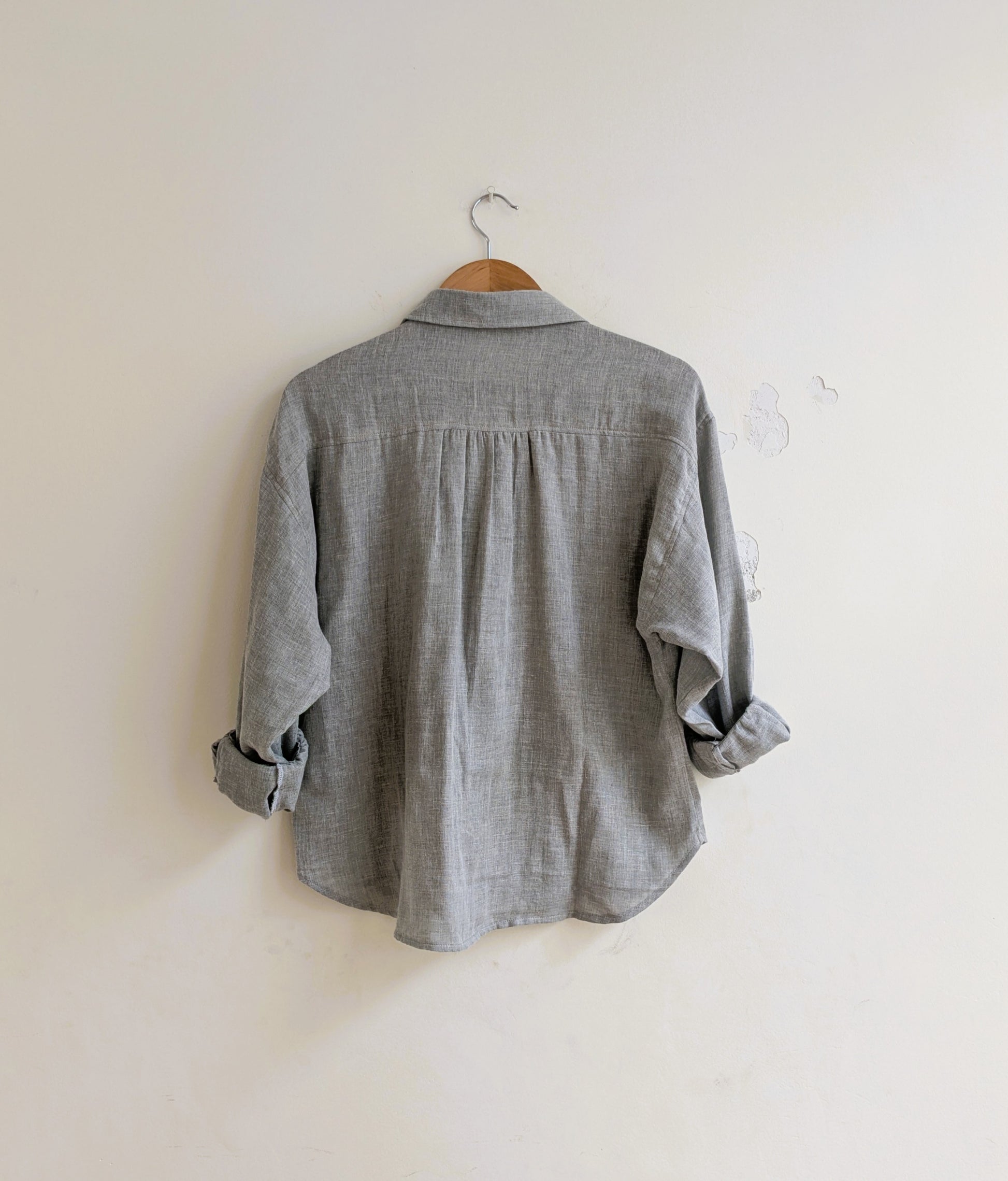 Women's cotton oversized shirt, full sleeves in grey - back image