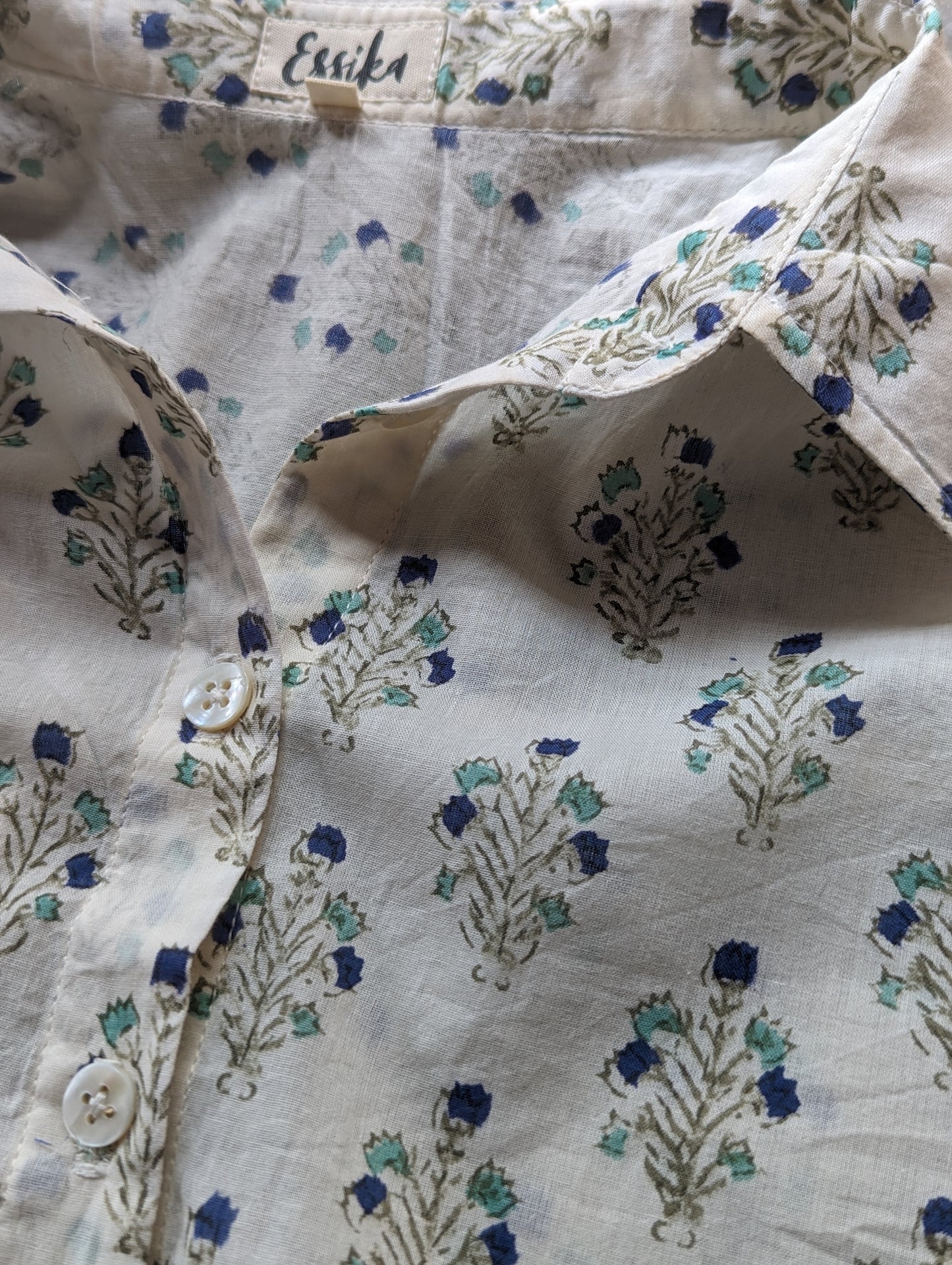 Cotton Regular Full Sleeves Teal & Indigo Block Print Shirt - Close up  Image