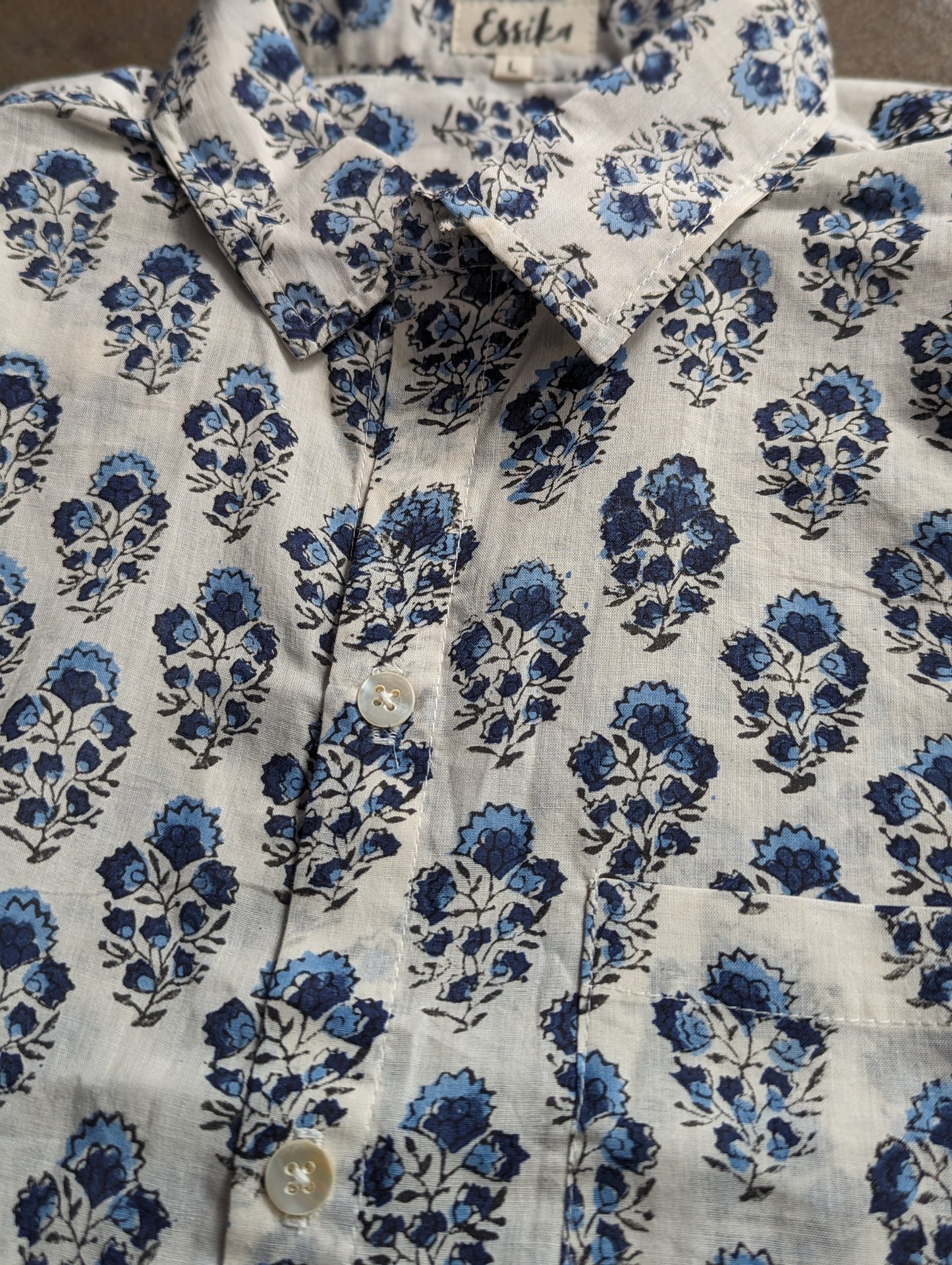 Men's regular fit cotton half sleeves shirt with dark blue prints - Closeup Image