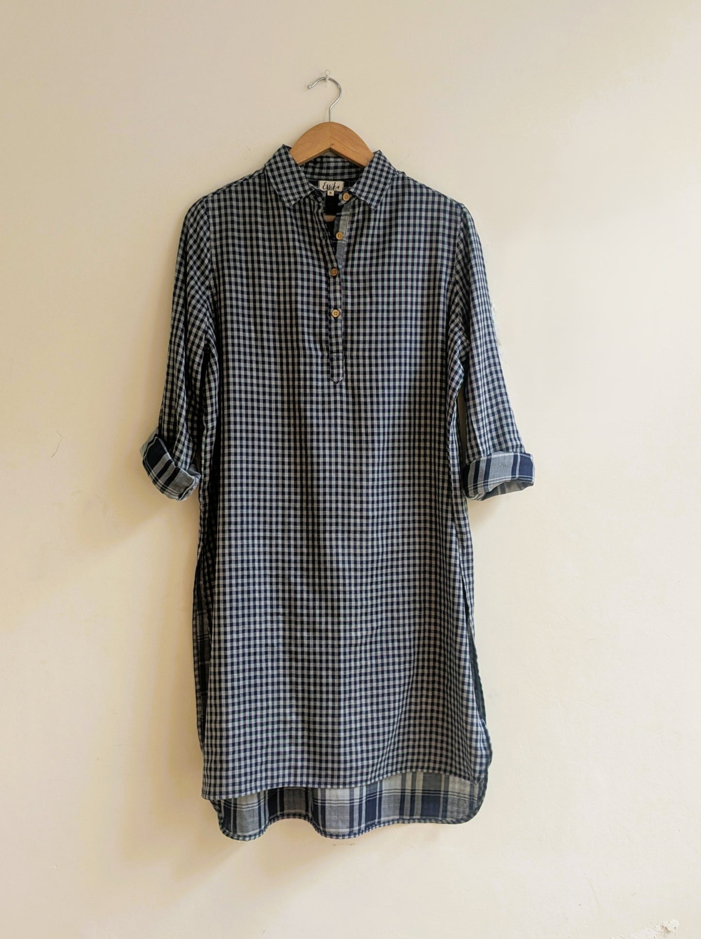 Women's cotton  regular kurta with collar and cuff in navy checks - front image