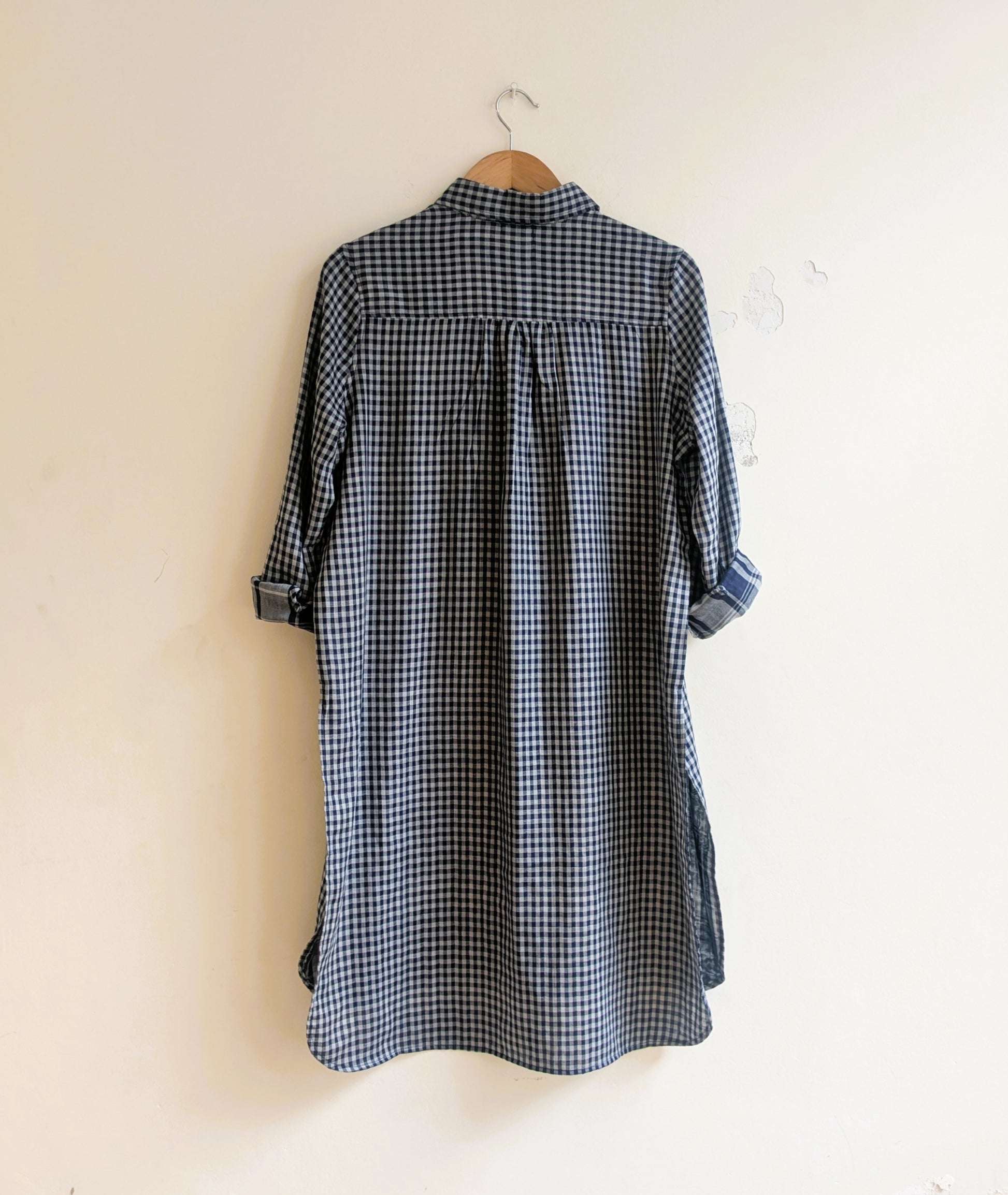 Women's oversized kurta, full sleeves in  cotton blend - back image