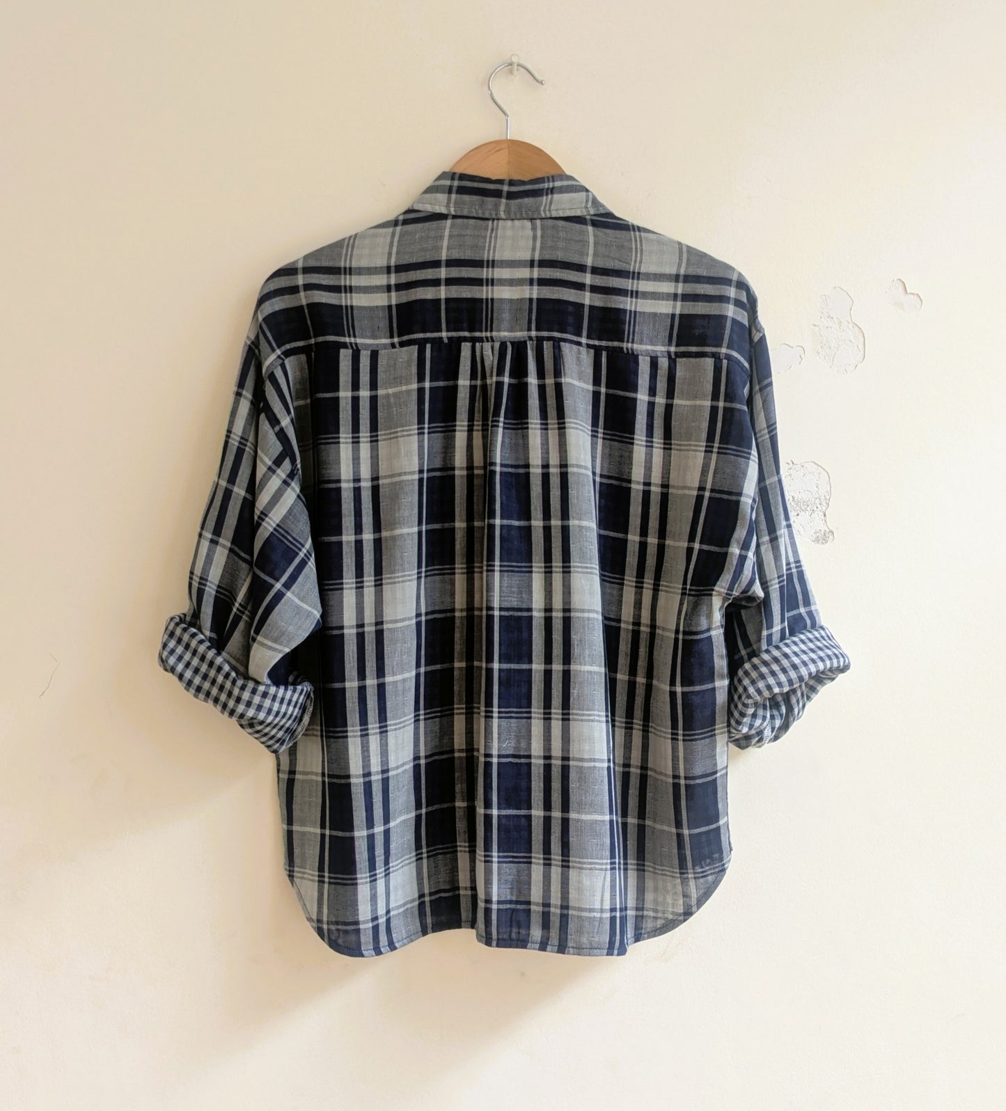 Women's oversized shirt, full sleeves in navy, cotton blend - back image