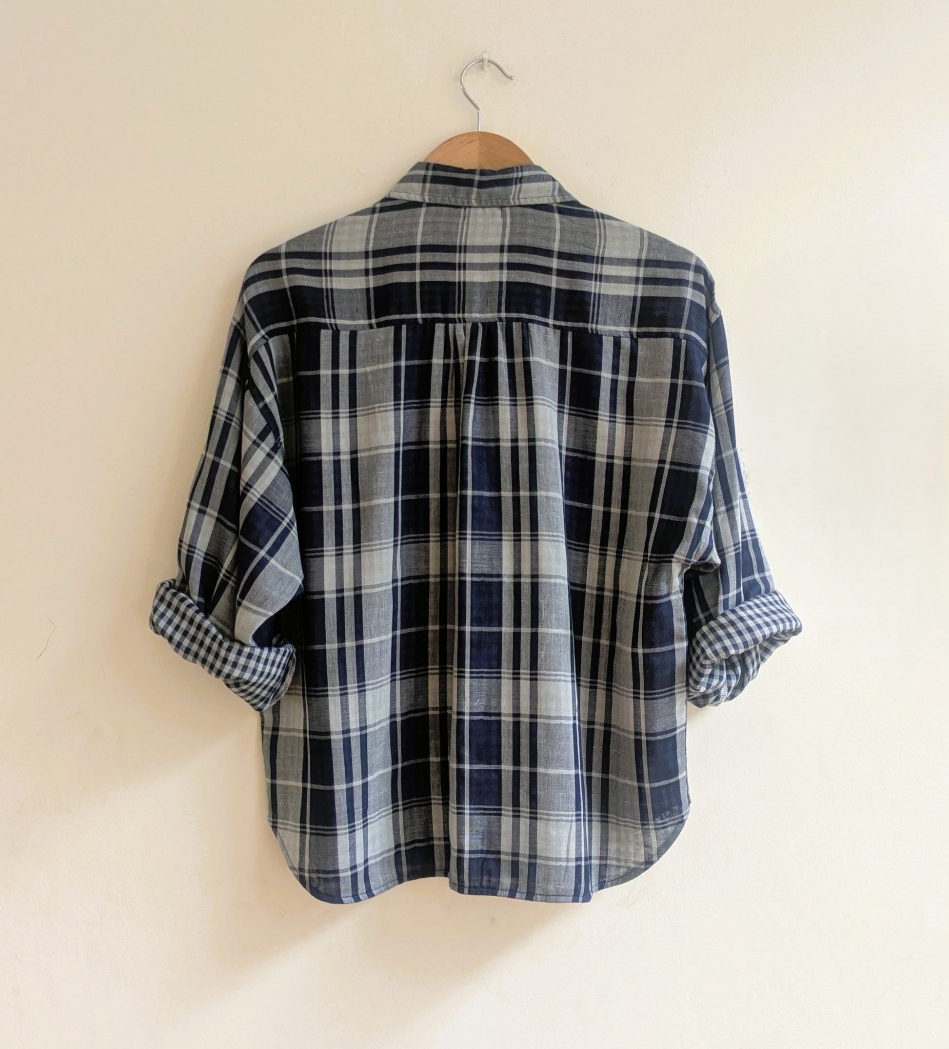 Women's oversized shirt in cotton with full sleeves -back image