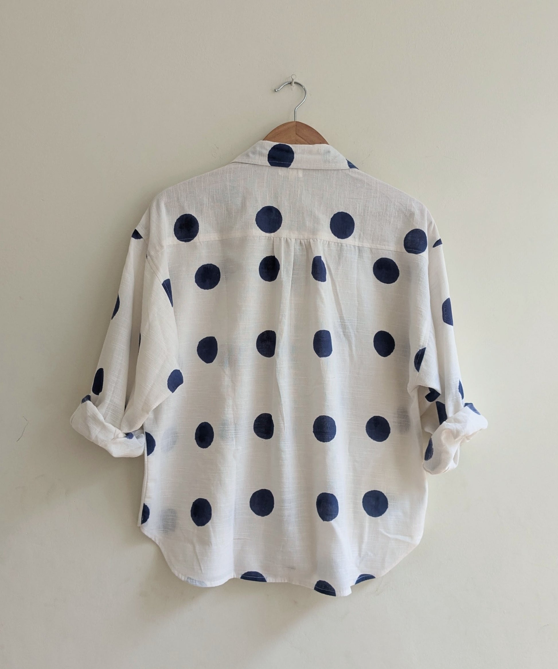 Women's cotton oversized shirt in polka dot with full sleeves - back image