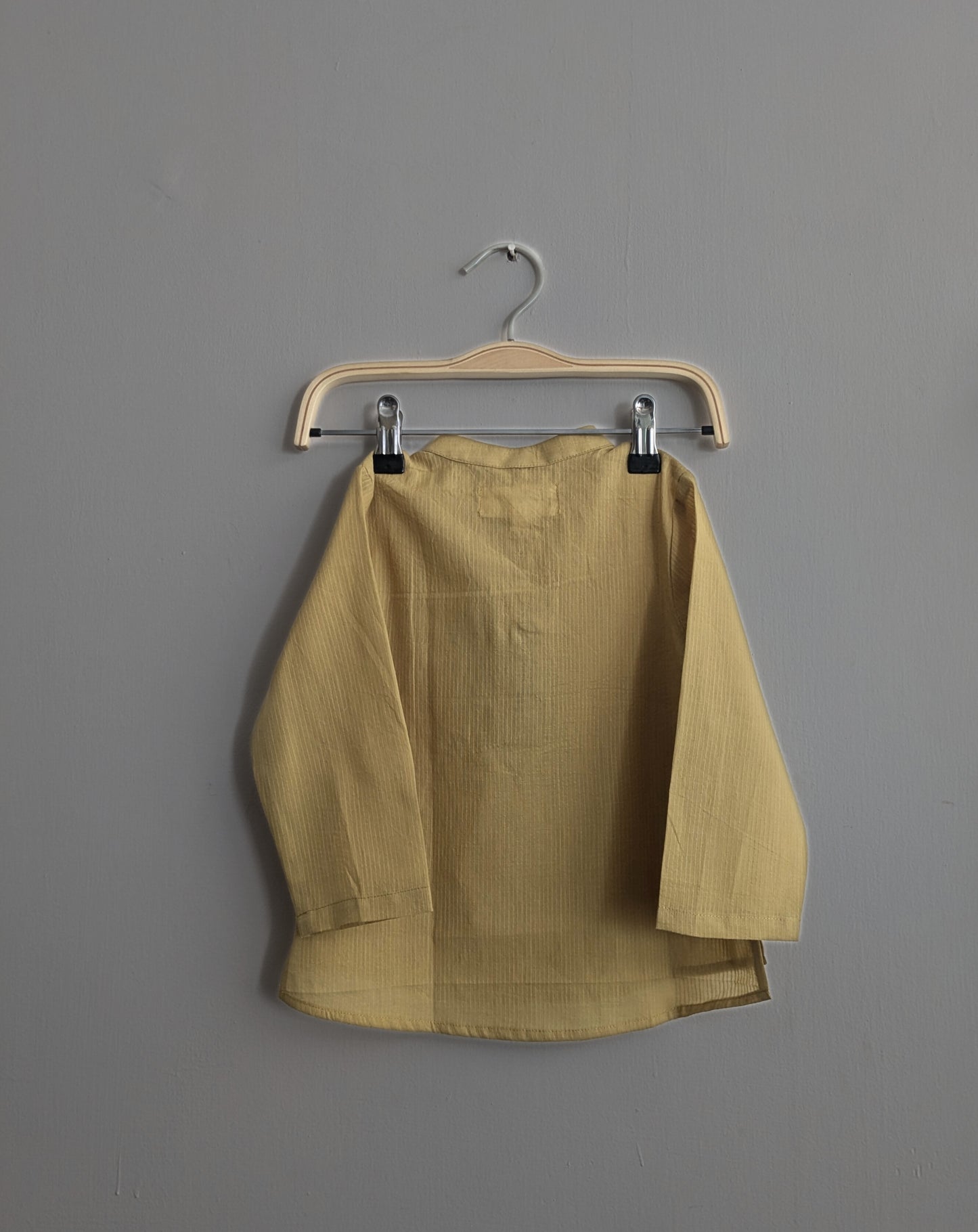 Boys cotton full sleeves shirt in yellow - Back Image