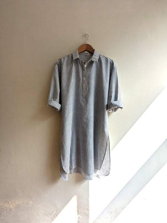 Women's oversized kurta, full sleeves in blue and white stripes in cotton - front image