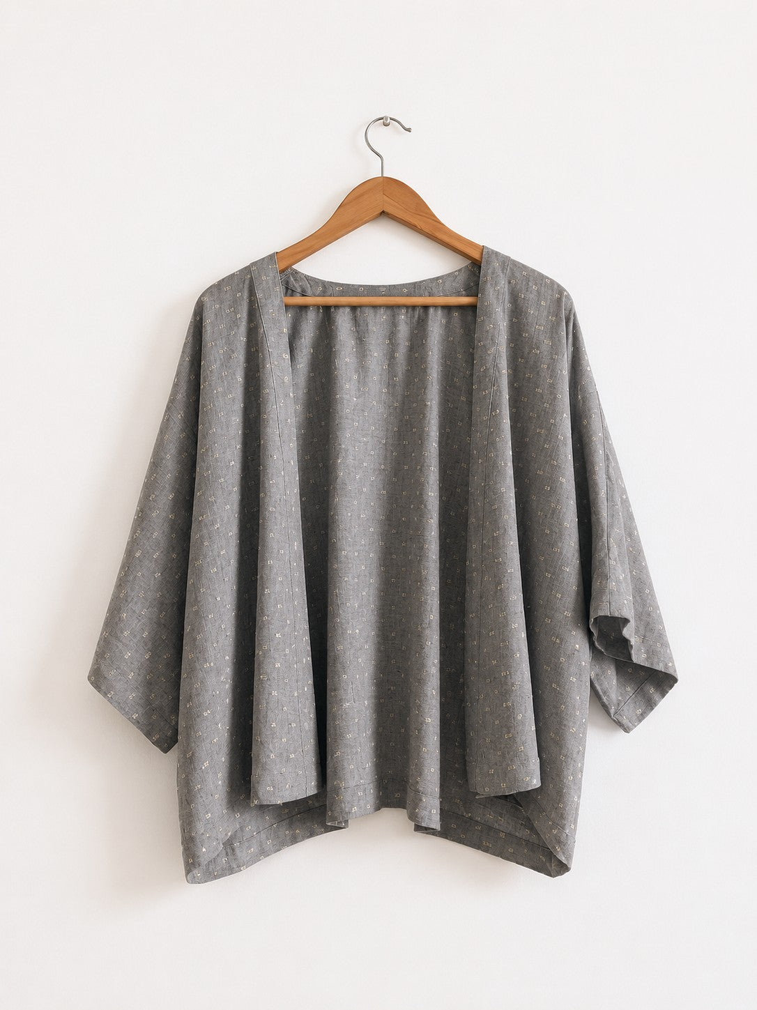 Women's jacket in grey and gold with kimono sleeves made with cotton linen - front image