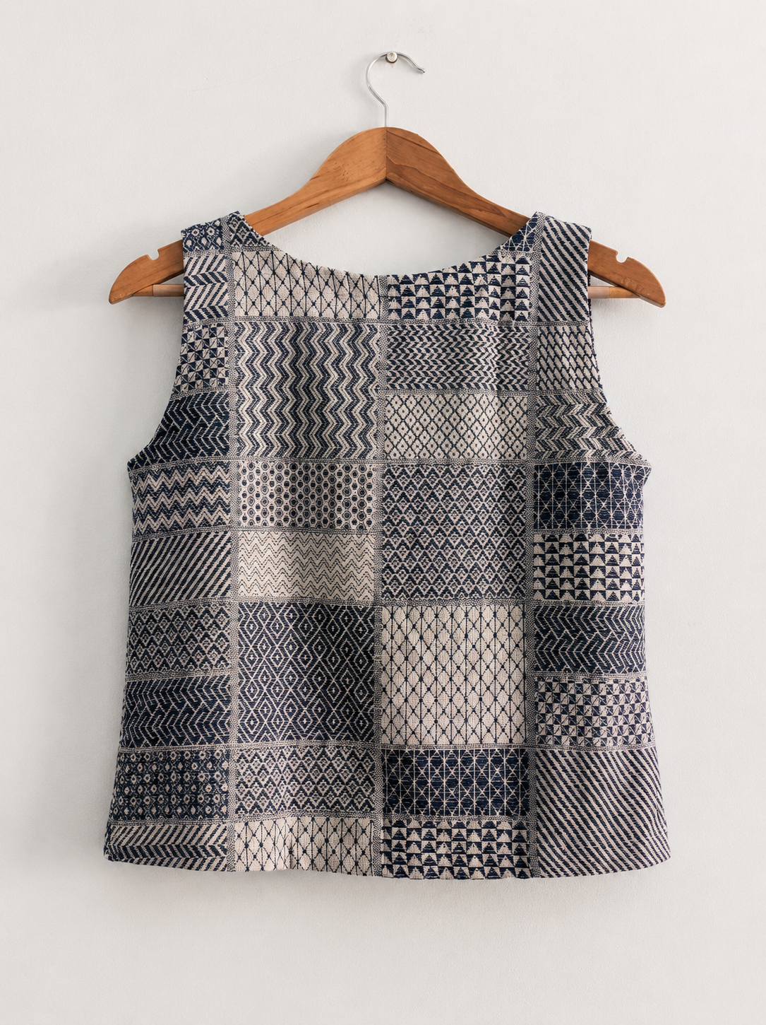 Women's sleeveless top in cotton jacquard, navy blue - back image