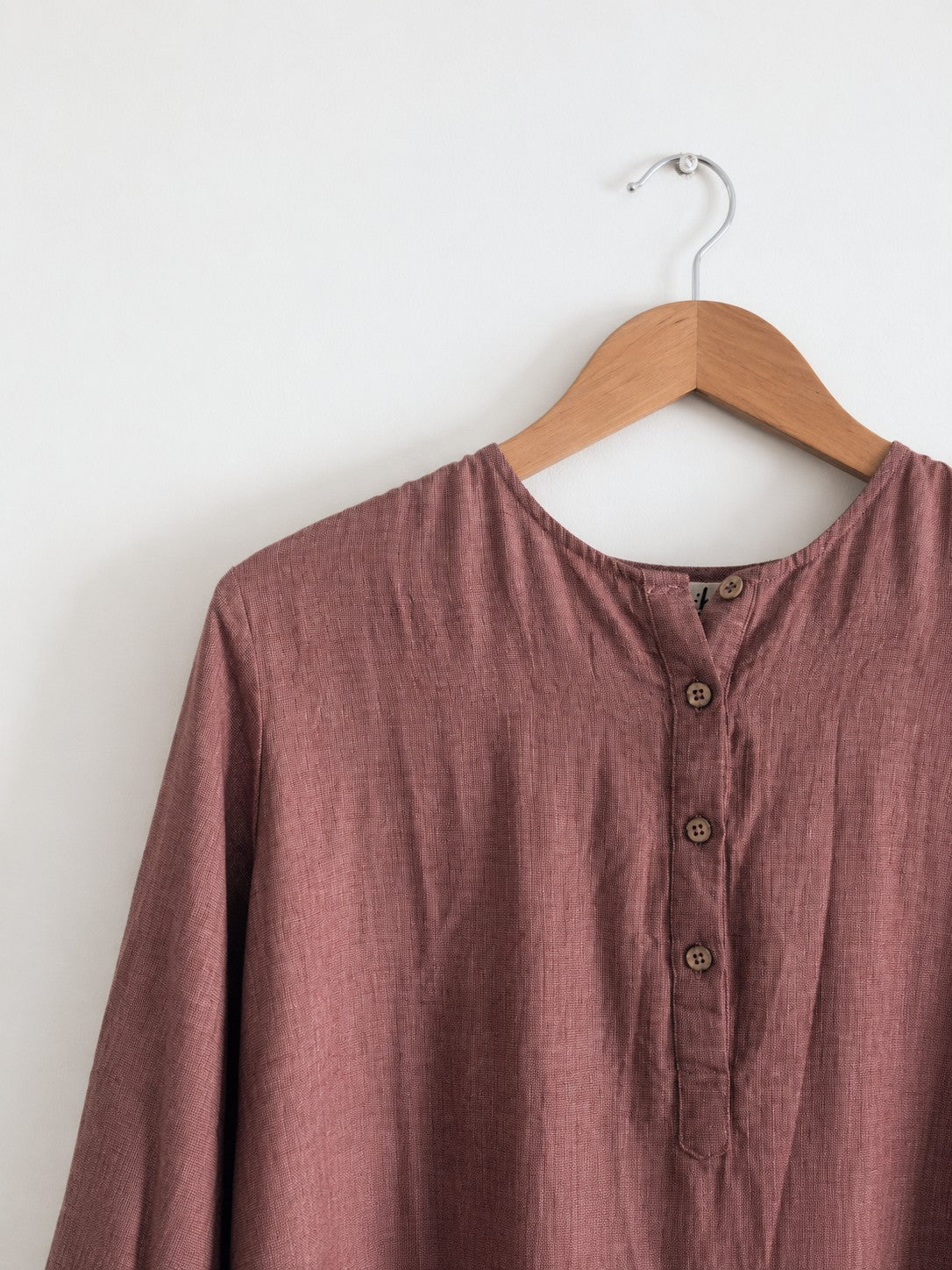 Women's Maroon Cotton Kurta with 3/4 Sleeves and Round Neck – Closeup View