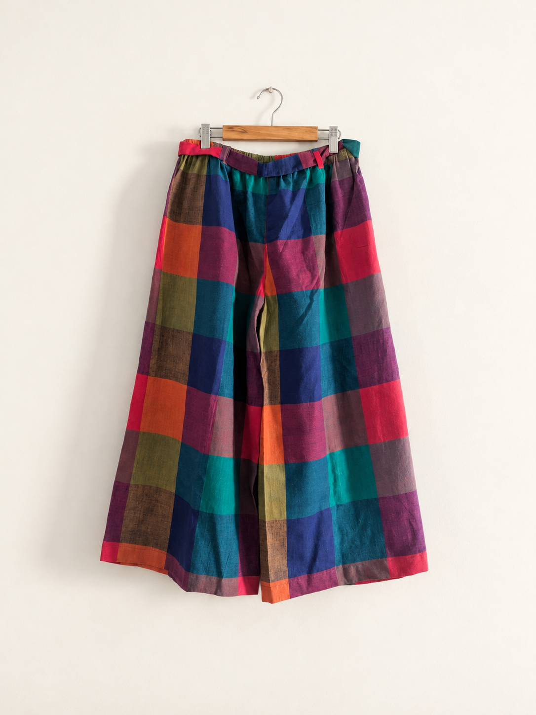 Women’s ankle-length wide-leg pants made from handloom cotton in multicolour checks, paired with a separate matching belt - back image