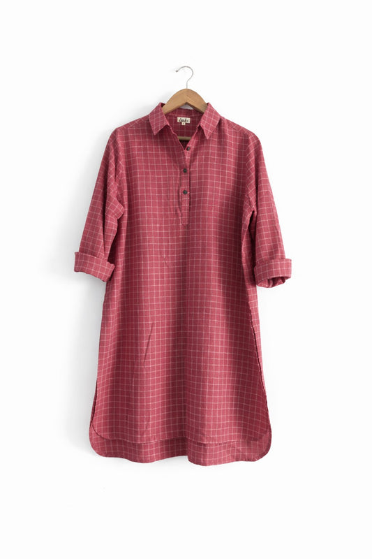 Women's handloom cotton long kurta with collar and cuff in red checks - front image