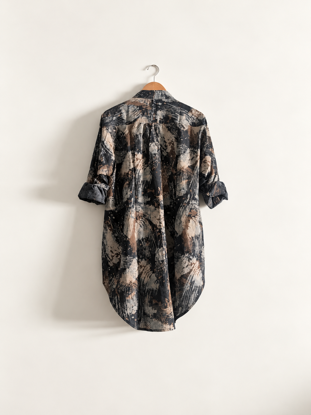 Women's shirt dress in cotton block print with full sleeves and collar in grey and brown - back image