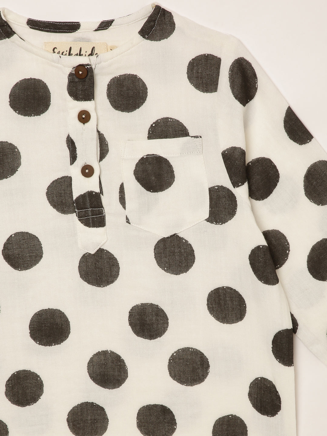 Boys cotton shirt in polka dots 1yr to 8 yrs - Close-up