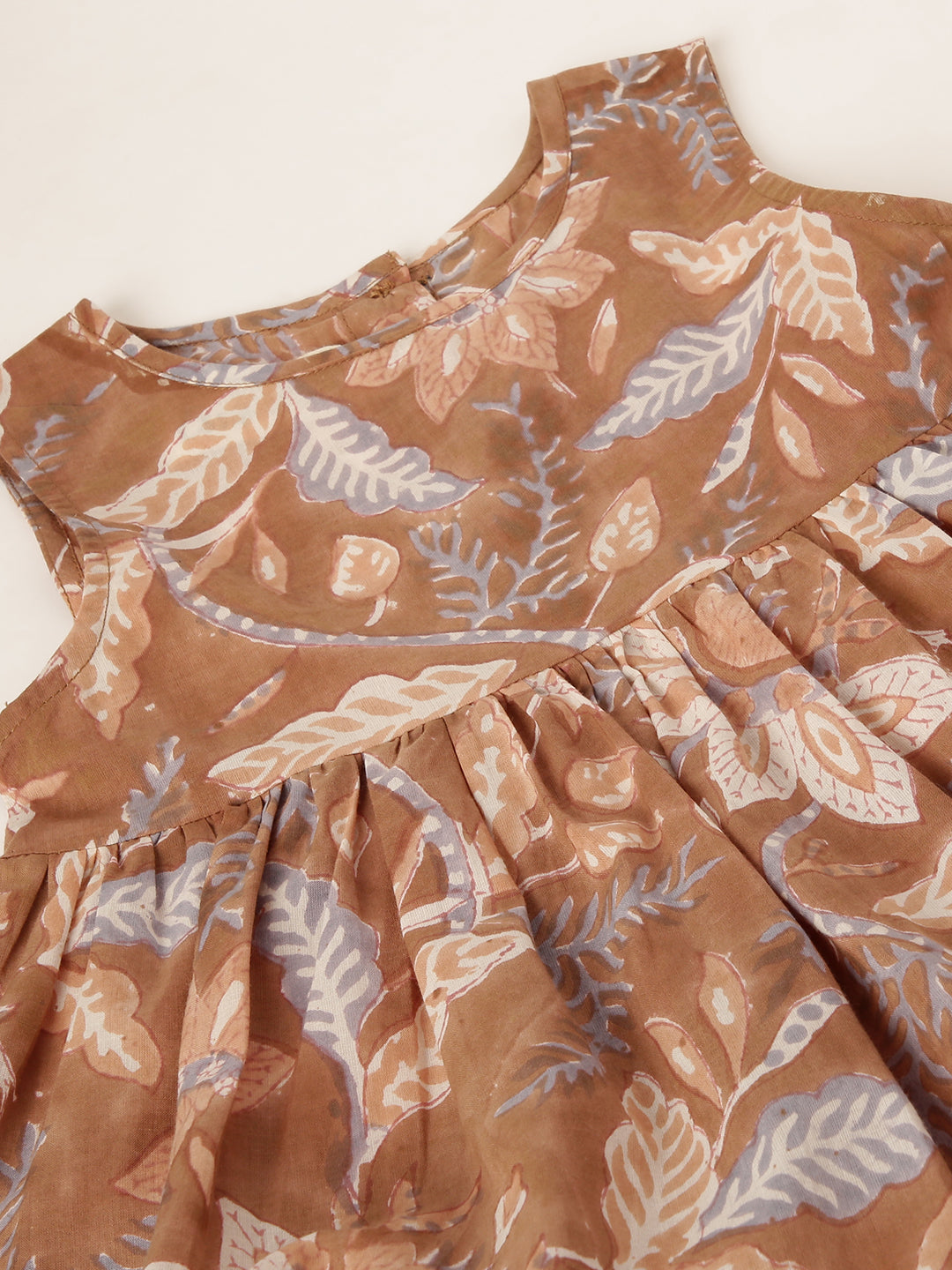 Girls sleeveless dress with Brown and lavender block print. Ages 1-8 years - Close-up